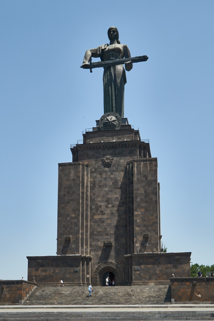 Mutter Armenien Statue